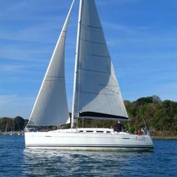 2010 Bénéteau First 35