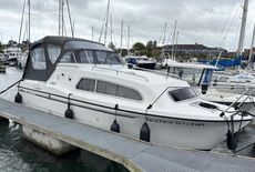 2022 Viking 24 Widebeam Hi-Line