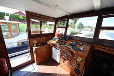 Delta Marine Luxemotor