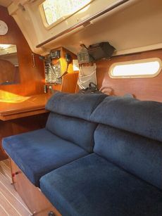 Hunter Legend 326