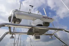 2005 Four Winns Horizon 240