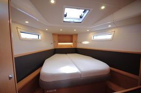 2020 Bavaria Vision 42 30