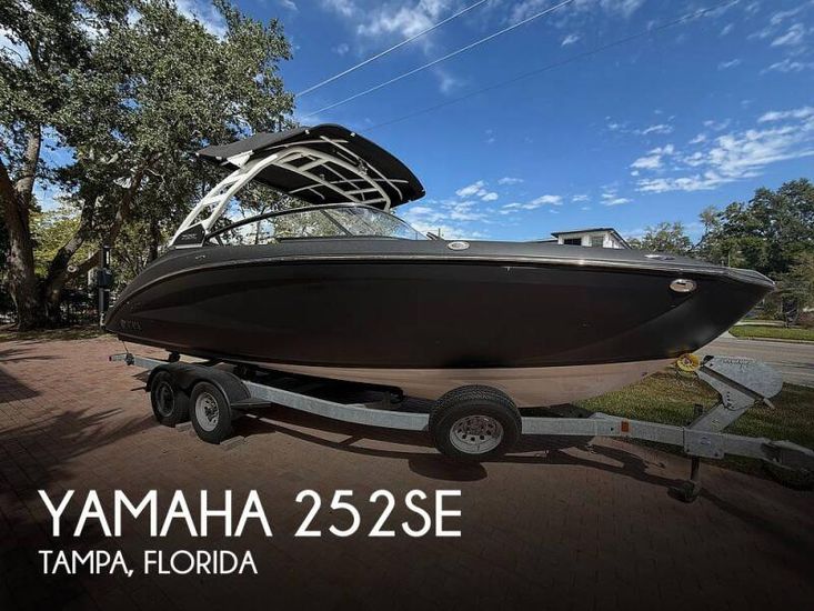 2024 Yamaha 252 se