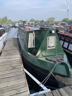 40ft Cruiser style narrow boat Destiny