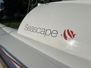 Seascape motif excellent condition 
