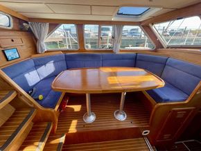 1993 Nauticat 35 25