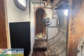 40ft sailing sloop yacht project boat - inside 3