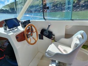 Jeanneau Merry Fisher 625  - Helm