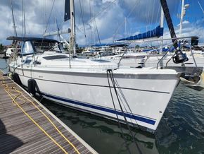 Hunter 426 DS  - Exterior