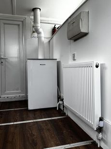 2 Bedroom Floating Home