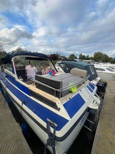 motor Boat river cruiser REDUCED 