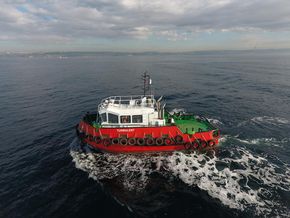 Sistership pictures 15m Tugboat with 17tbp
