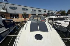 2008 Sealine SC38