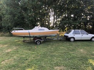 Hunter 490 Trailer Sailer
