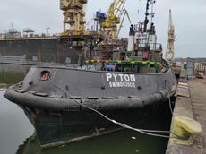 Tug boat PYTON
