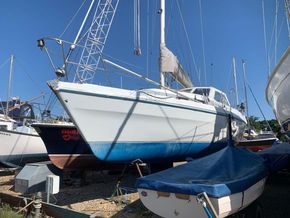 Hunter Horizon 32 Wheelhouse - Main Photo
