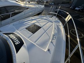 2024 Bavaria SR35 23