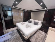 2017 Fairline Squadron 65   4 Cabin Layout  Gyro Stabilisation