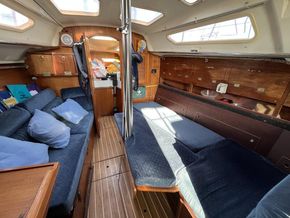 Hunter Legend 326  - Saloon