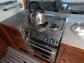 Southerly 28  - Galley