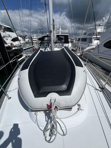 Exceptional condition Beneteau Oceanis 423 - Two Cabins