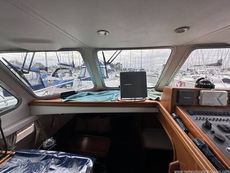 2001 Aquastar 38