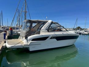 2022 Bavaria S33 Open 1