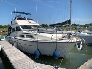 1987 Princess 33