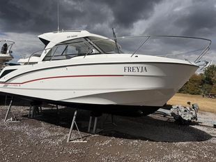 2017 Beneteau Antares 8 OB