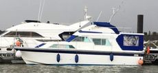 Fairline Sedan 32ft