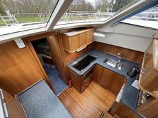 Broom 395