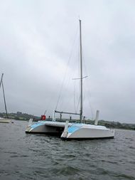 KSS-R-30 performance catamaran