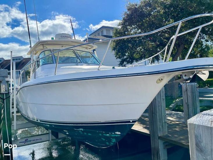 2003 Pursuit 3070 offshore