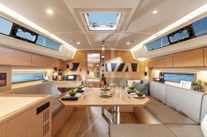 2025 Bavaria C42 13