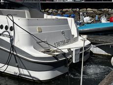 2007 Glastron 249 GT