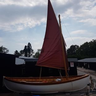 Seapod, a sailing Peapod