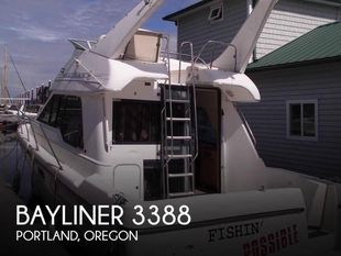 2000 Bayliner 3388