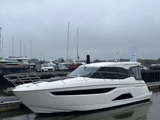 2020 Bavaria R40