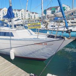 MIRAGE 28 gorgeous fin keel sailing yacht excellent value