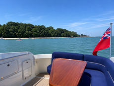 Solent Spear 35 - Rare Modern Classic Motor Yacht