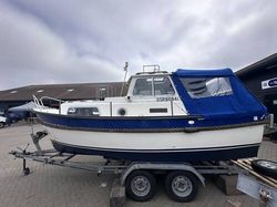 1999 Hardy Marine Pilot 20 SE