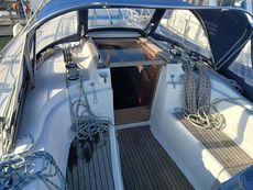 2002 Bavaria 36