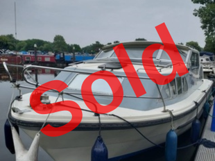 1992 Sheerline 950 Center cockpit