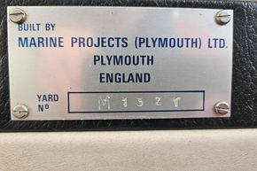 Plaque from Marine Projects (Plymouth) Ltd, England, Yard No M1321, on 1989 Princess 35 Flybridge.