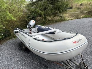 Honwave T40 inflatable with 20hp Honda 4