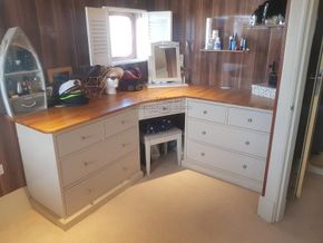 Custom Built Houseboat  - Master Suite