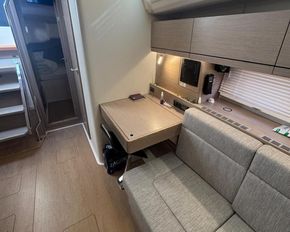2025 Hanse 458 13