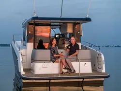 2024 Delphia 10 Sedan