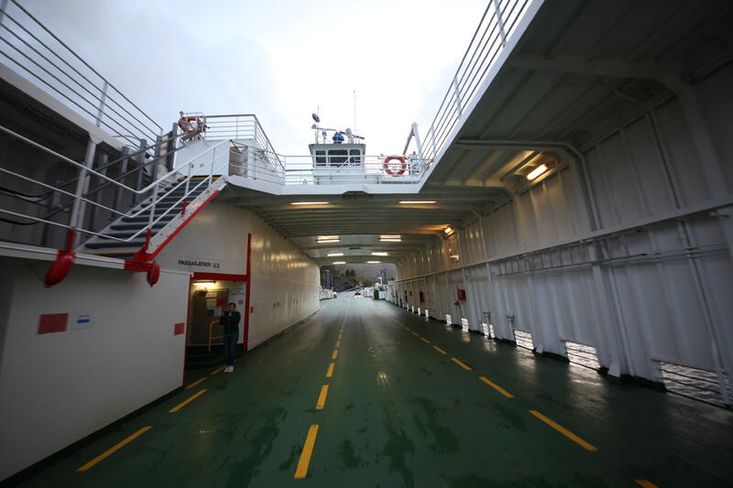 RO -RO Car Ferry with 300 tonn deck cargo