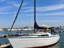 Cobra 850 a great family cruiser